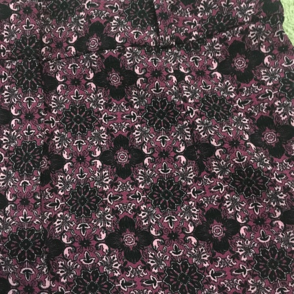 Forever 21 Shorts - Picture 4 of 6